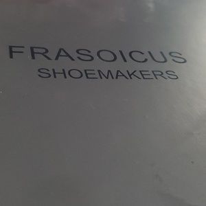 Frasoicus Wingtips-- 10, Brown